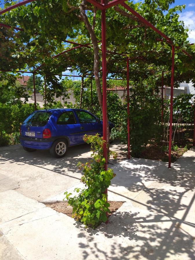 Gm - Studio Apartment Trebinje Buitenkant foto