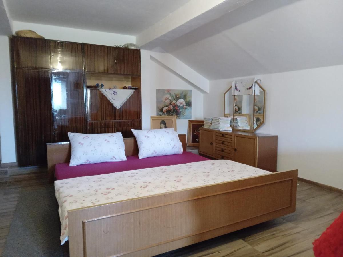 Gm - Studio Apartment Trebinje Buitenkant foto